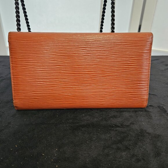 Louis Vuitton Brown Epi Leather Wallet - 7.5" x 4" - Picture 4 of 15